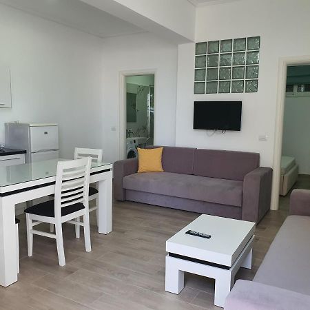 Villa Kristiana Sarandë 外观 照片
