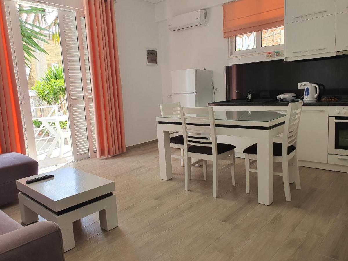 Villa Kristiana Sarandë 外观 照片